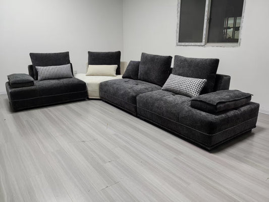 Comfy minimalist sofa